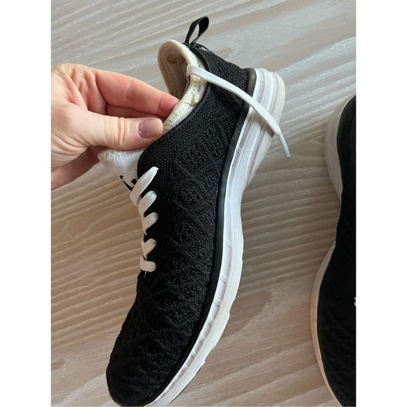 APL TechLoom Phantom mesh sneakers size 6.5 - Picture 15 of 16